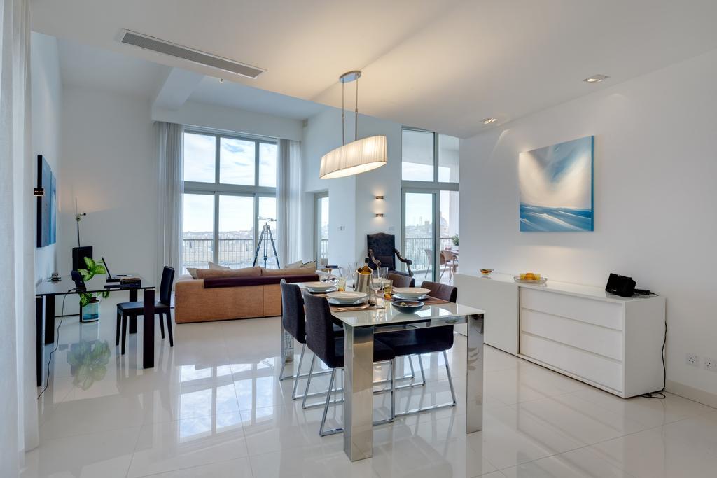 סליאמה Marvellous Apartment In Tigne Point מראה חיצוני תמונה
