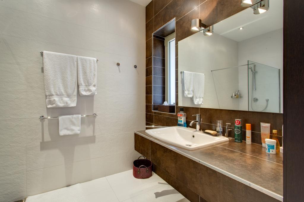 סליאמה Marvellous Apartment In Tigne Point מראה חיצוני תמונה