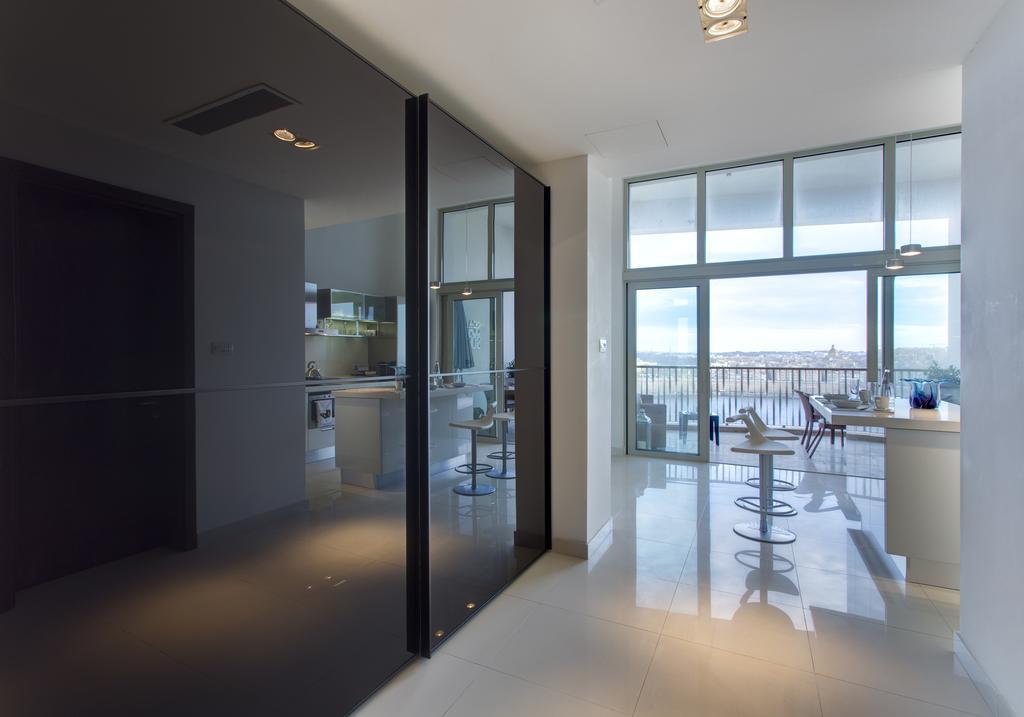 סליאמה Marvellous Apartment In Tigne Point מראה חיצוני תמונה