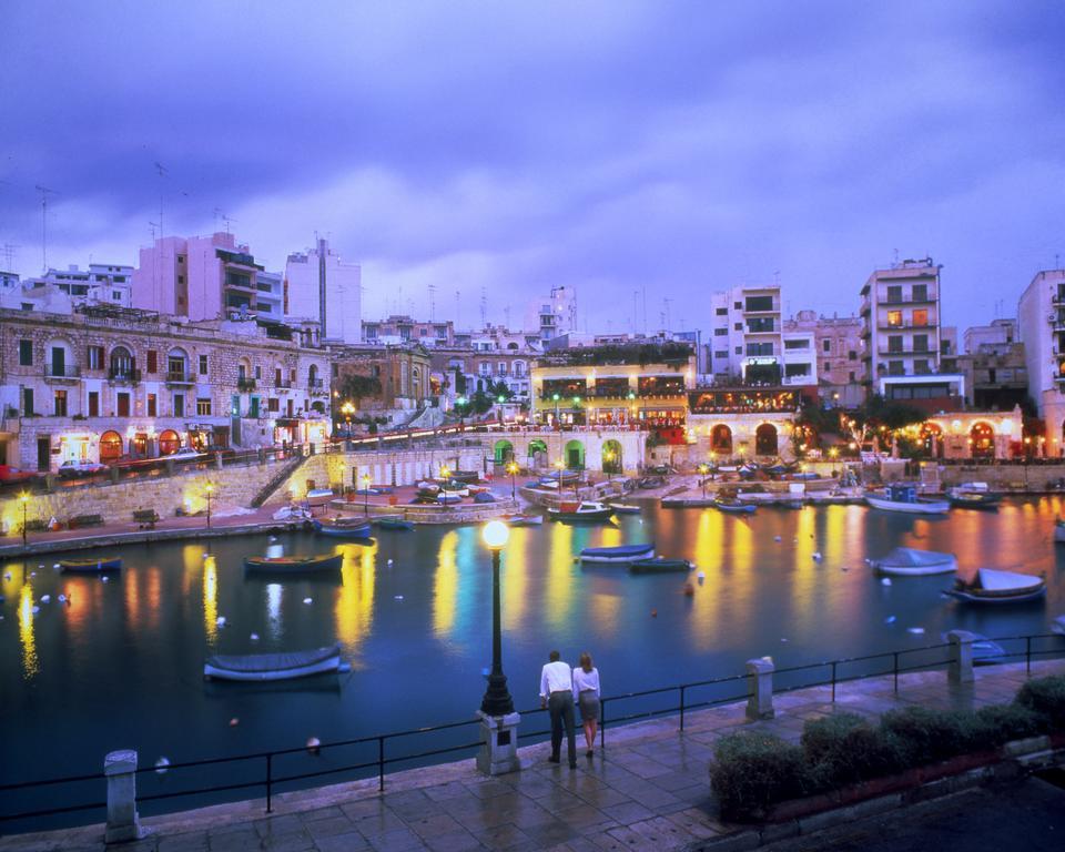 סליאמה Marvellous Apartment In Tigne Point מראה חיצוני תמונה